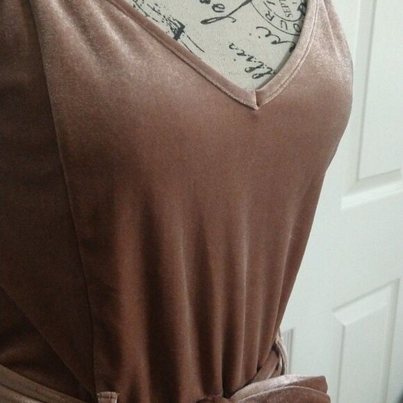 Forever 21 Velour flared bottom romper Pink Y2K Cottage Core Pink - Picture 5 of 10